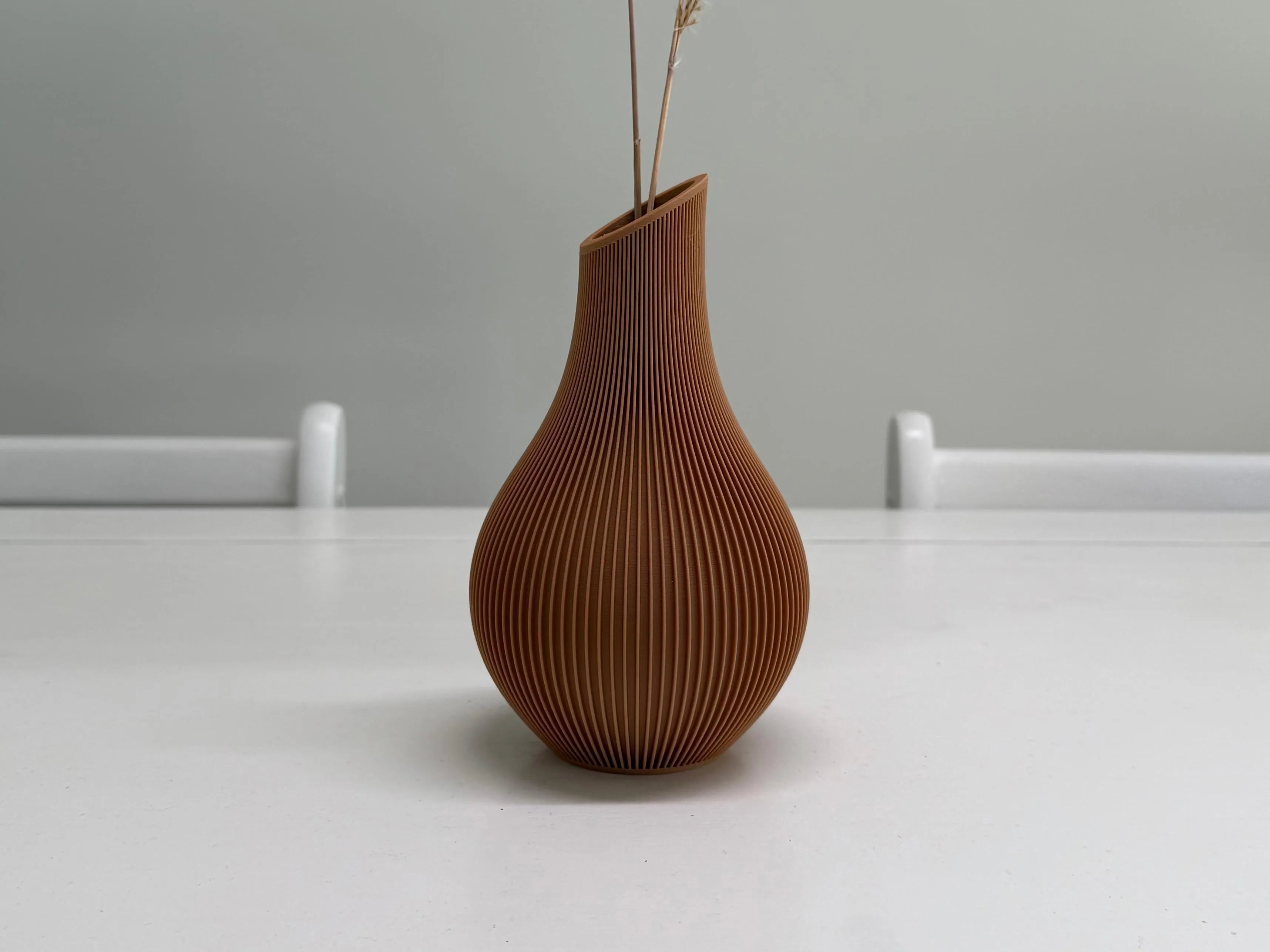 Agnes Vase by ScandiLayer, Beige